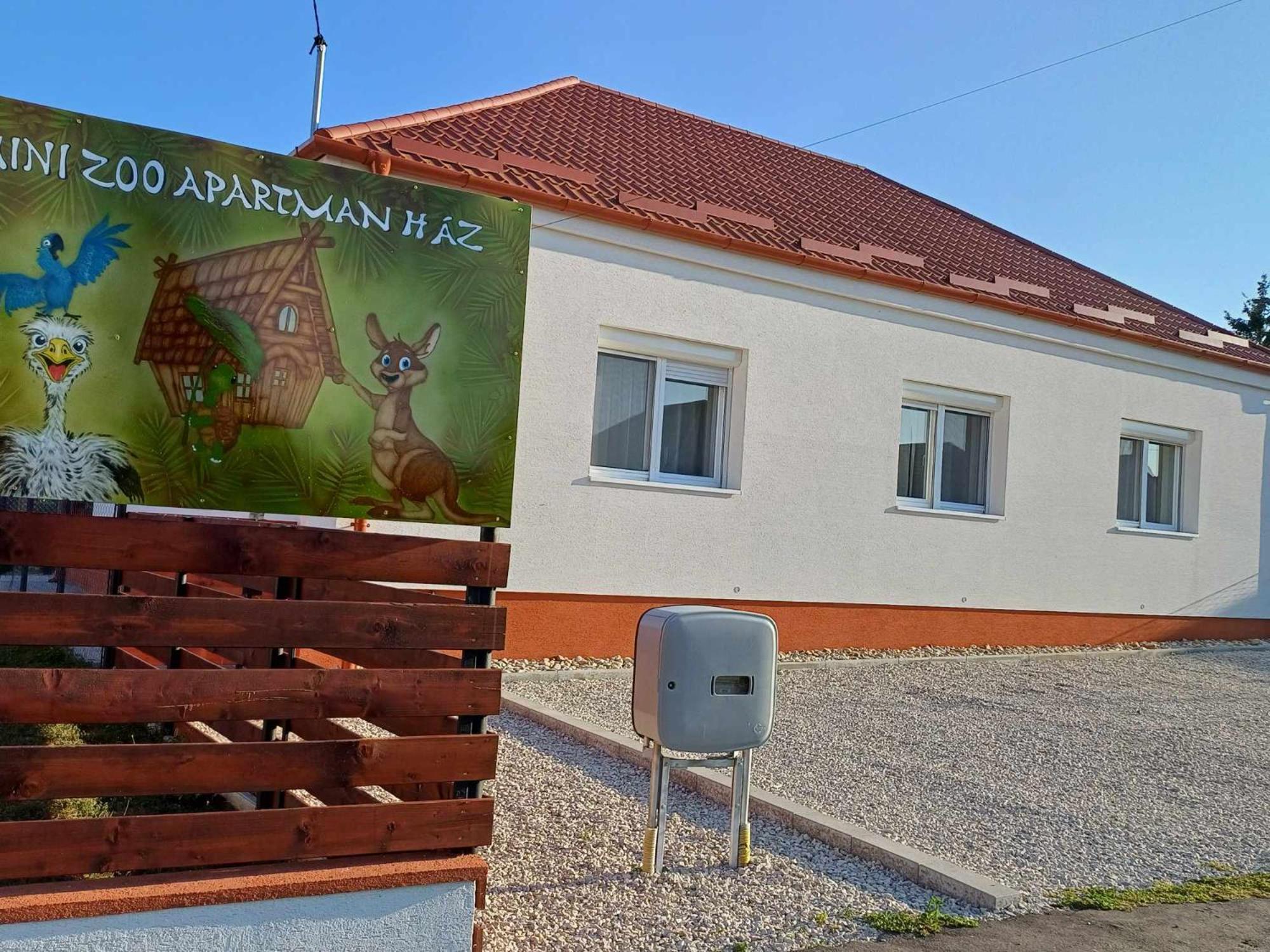 Mini Zoo Apartman Nagykanizsa Exterior foto